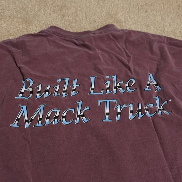 Vintage MACK trucker shirt Men's Burgundy T-Shirt - Picture 7 of 7